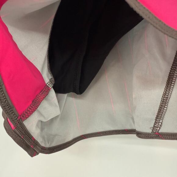 NWT Lolë Step Running Short Womens S Storm Broken Stripe Dolphin Hem Activewear - Picture 6 of 12